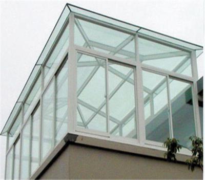 鋼結(jié)構(gòu)。